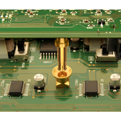 Connecteurs subminiatures SMP-MAX pour les interconnexions RF carte à carte et carte à module