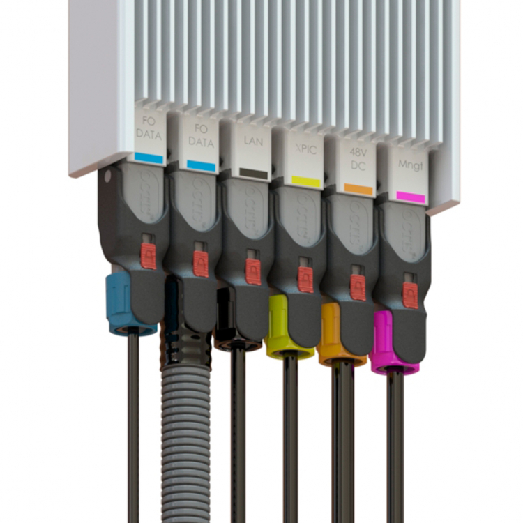 OCTIS: émetteur-récepteur de connecteur extérieur à l'intérieur du système