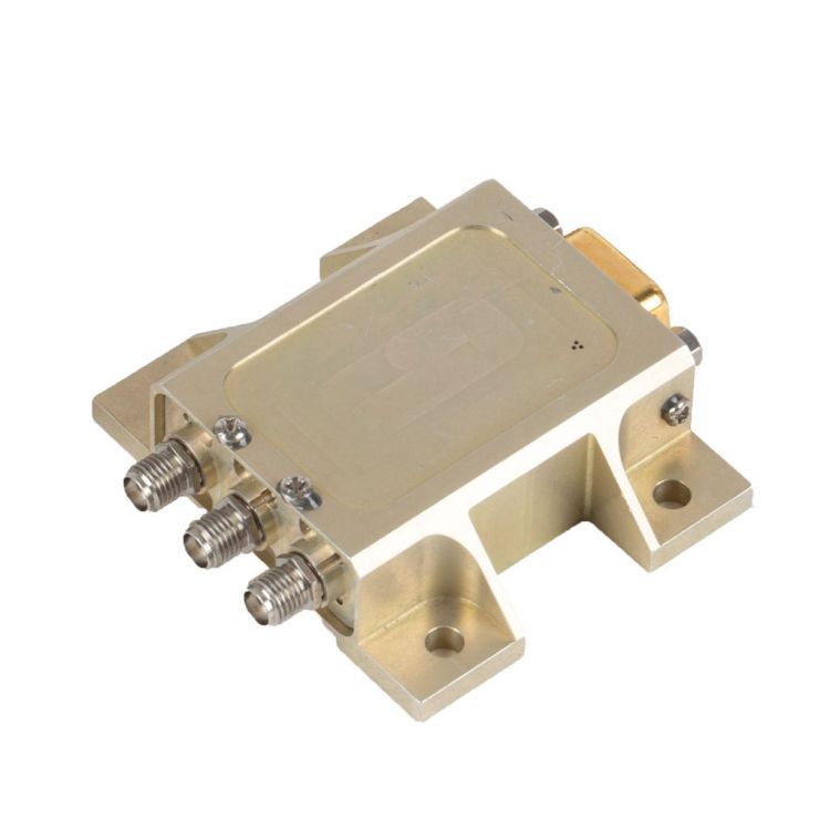 Low power SPDT space coaxial switch
