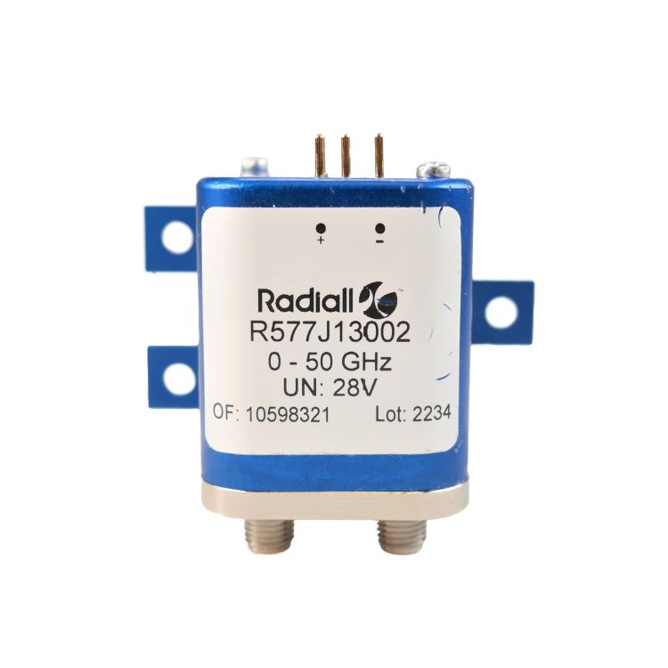 DPDT Ramses SMA2.9 40GHz Latching 28Vdc Positive common Diodes D-sub connector with bracket